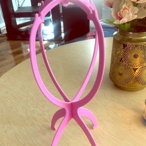 Wig stand